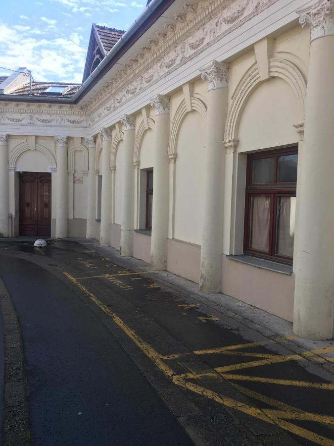 Goencoelhaz Hostel Vac Exterior photo